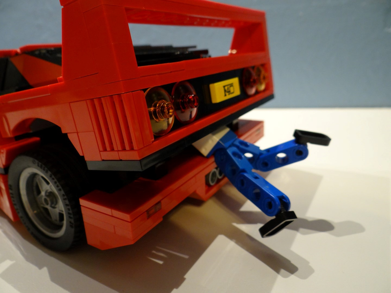 Illustration for article titled LEGO 10248 Ferrari F40 Review